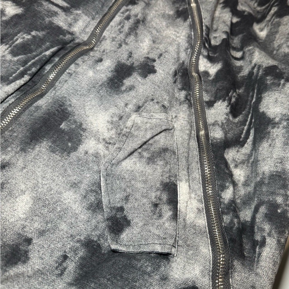 Men’s BEGOING bomber jacket with a gray and black watercolor pattern size M - Picture 13 of 14
